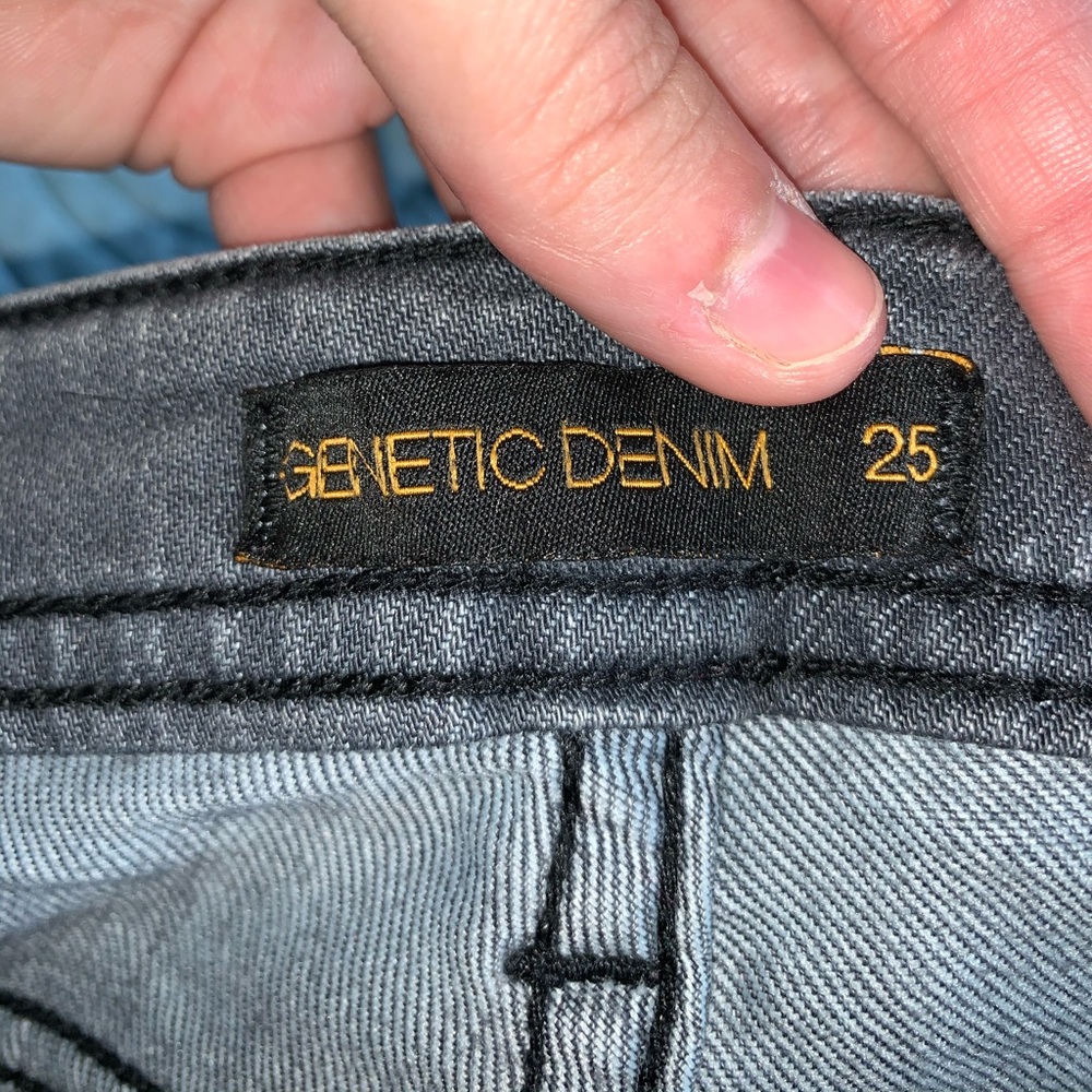 Grey Jeans - Picture 2 of 6